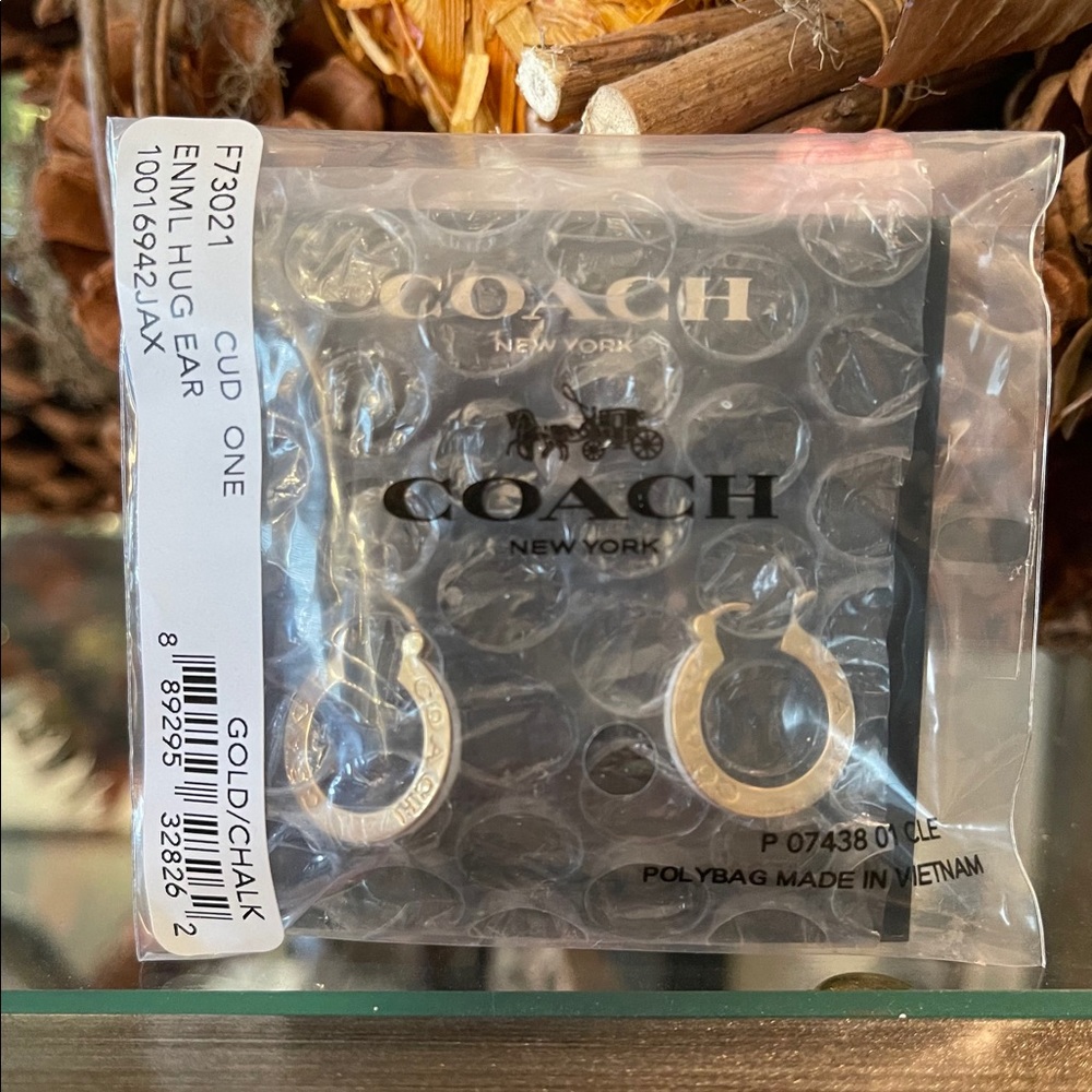 Coach Earrings NWT - Picture 2 of 2